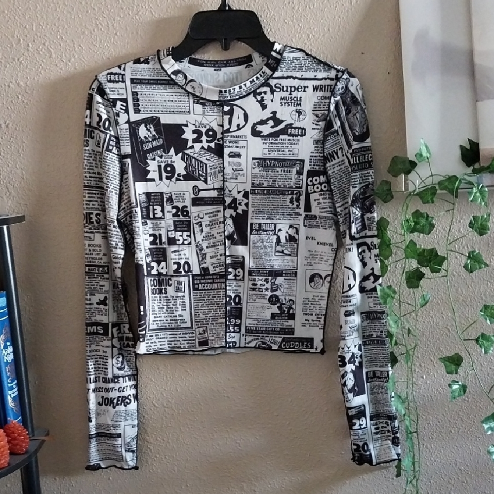 Women's Long Sleeve Open Seam Newspaper Print Comic Cropped T Shirt - Size XS